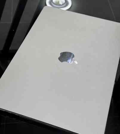 Apple MacBook Air 15 m2 Dubai