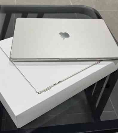 Apple MacBook Air 15 m2 Dubai