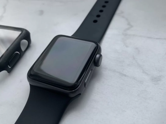Apple watch series 3 38mm Dubai
