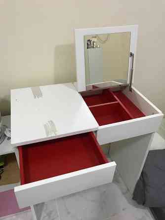 Vanity Table for Sale Sharjah