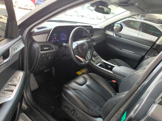 Hyundai Palisade I 2020 I 123000 km Dubai